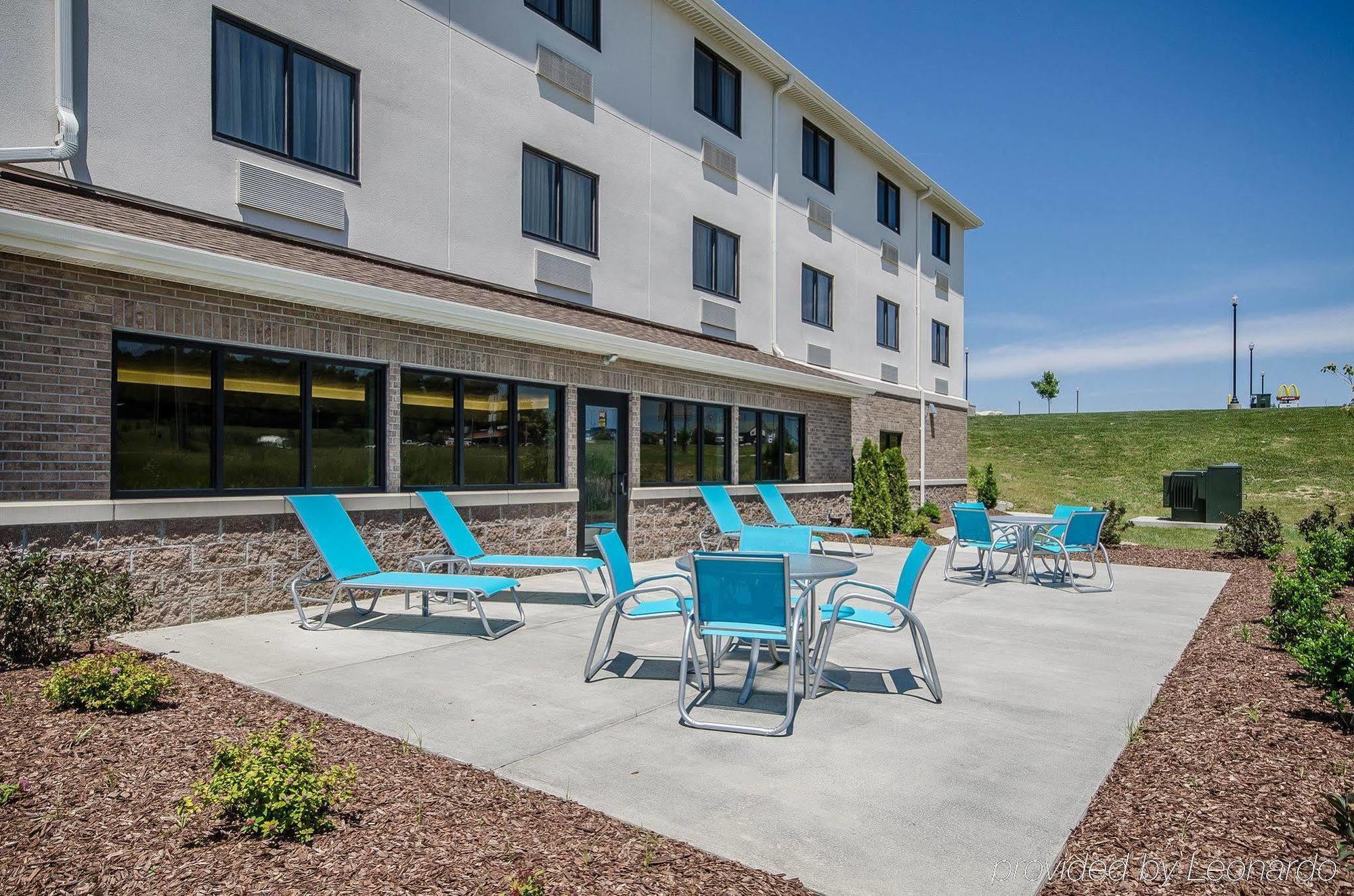 Comfort Inn Ferdinand Exterior photo